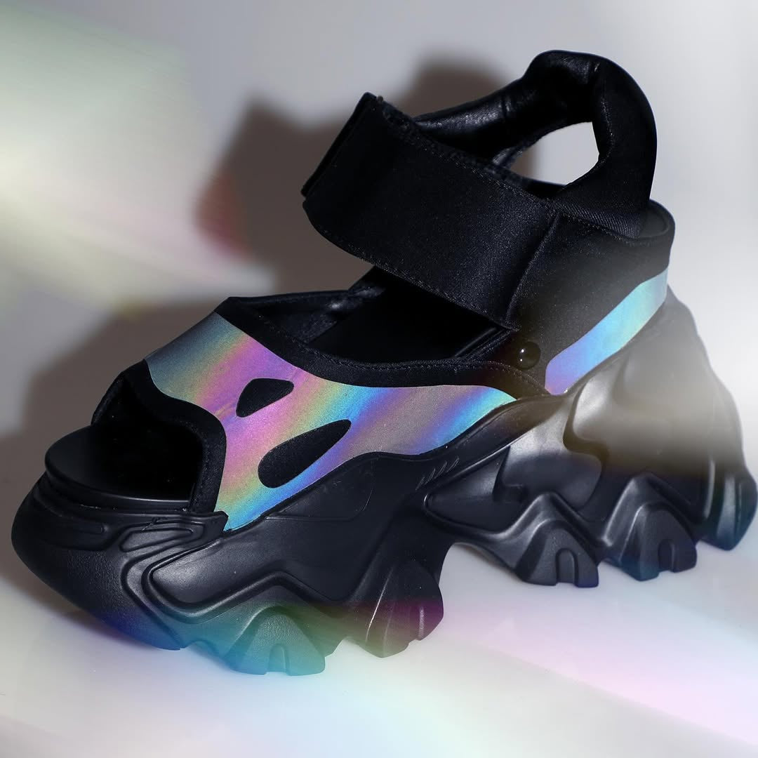 Pomegranate 05 - Black